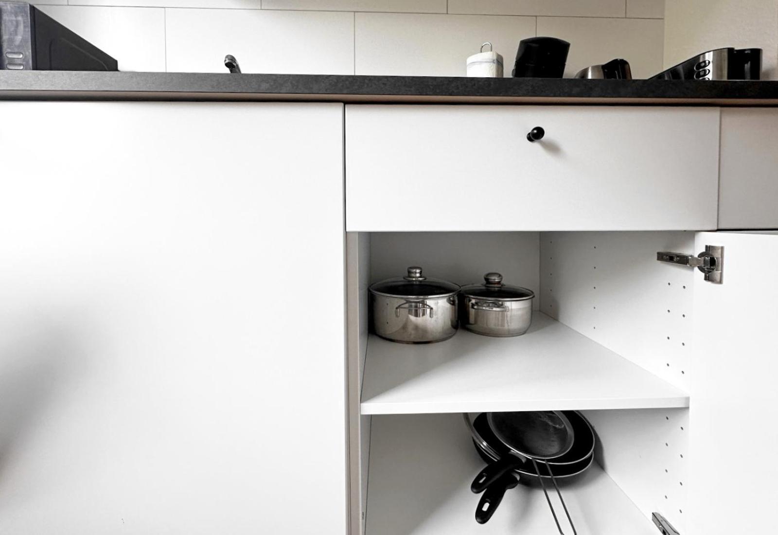 Vaz Apartments Essen, Kueche, Wlan, Tv, Netflix, Ca 15 Min Messe U Hbf Εξωτερικό φωτογραφία