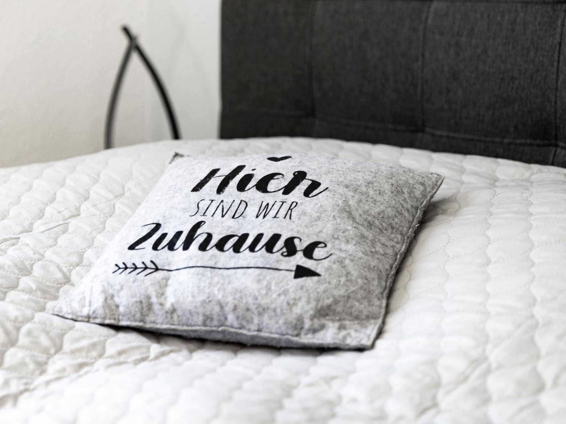 Vaz Apartments Essen, Kueche, Wlan, Tv, Netflix, Ca 15 Min Messe U Hbf Εξωτερικό φωτογραφία